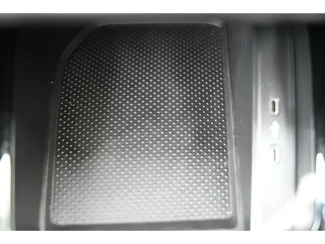 Škoda Kamiq 1.0 TSI Ambition 2024 Benzine 28