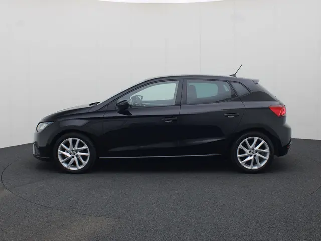SEAT Ibiza 1.0TSI/95PK FR 2024 Benzine 27