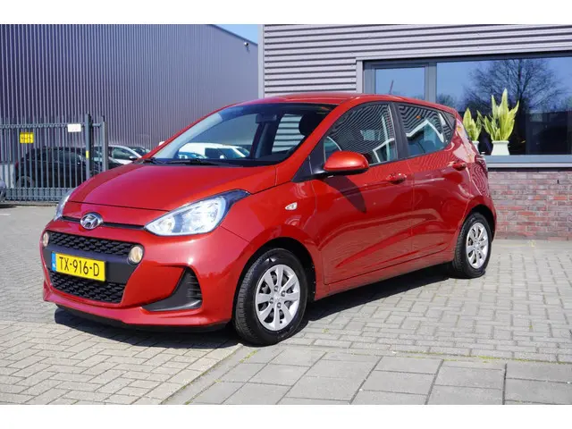 Hyundai i10 1.0i Comfort 2019 Benzine 6