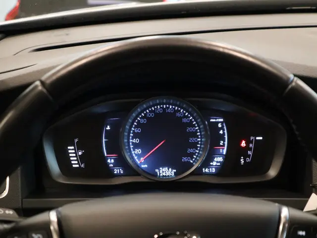 Volvo V60 1.5 T3 Ocean Race 2016 Benzine 11