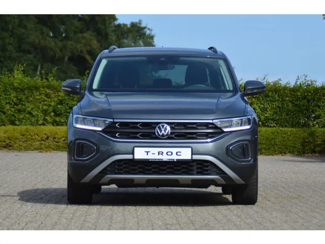 Volkswagen T-Roc 1.0 TSI Life Edition 2025 Benzine 12