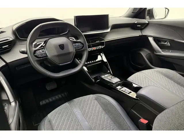 Peugeot 2008 1.2T 130pk Automaat Allure 2024 Benzine 16
