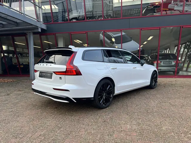 Volvo V60 2.0 B3 Plus Dark 2022 Hybride Benzine 5