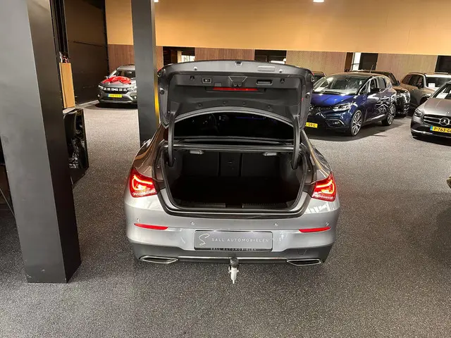 Mercedes-Benz CLA 180 Luxury Line 2022 Benzine 15