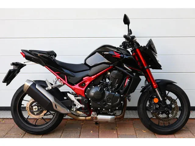Honda CB 750 HORNET | CB 750 ABS 2024 Benzine