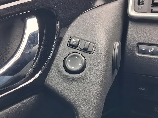 Nissan QASHQAI 1.2 N-Connecta 2016 Benzine 17