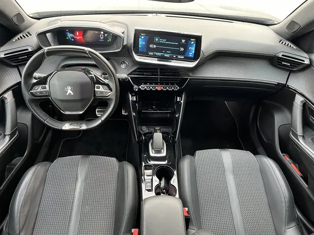 Peugeot e-2008 EV GT 50 kWh 2021 Elektrisch 7