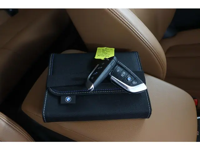 BMW X3 xDrive30e 2022 Hybride Benzine 8