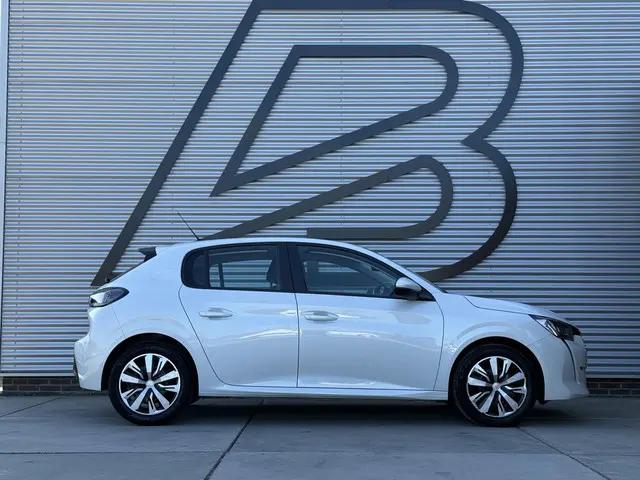 Peugeot 208 1.2 PureTech Active 2020 Benzine 7