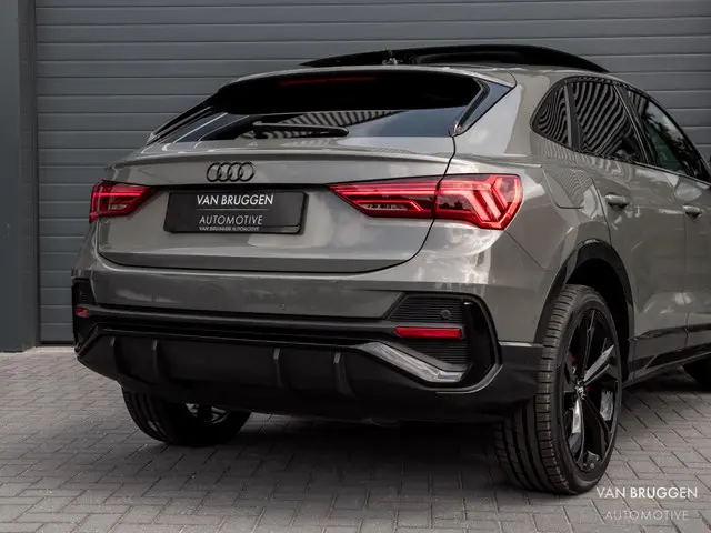 Audi Q3 Sportback 45 TFSI E S-Line 2021 Hybride Benzine 43