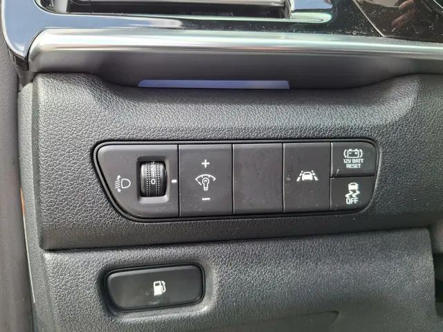 Kia Niro 1.6 GDi Hybrid DynamicLine 2021 Hybride Benzine 24