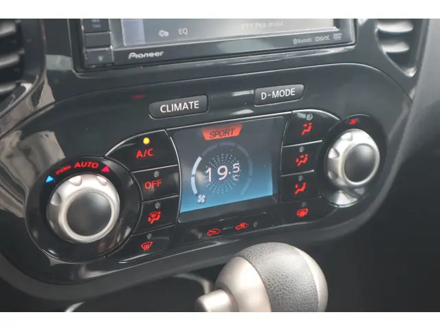 Nissan Juke 1.6 Acenta 2012 Benzine 25