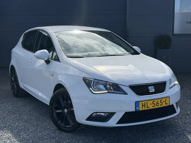 SEAT Ibiza 1.0 EcoTSI Style Connect 2015 Benzine 2