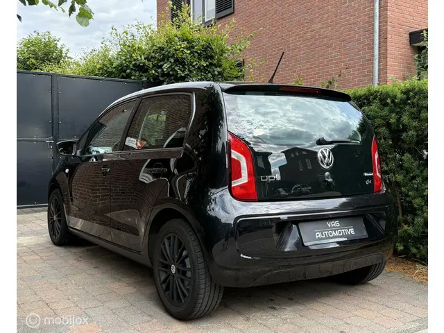 Volkswagen up! 1.0 move up! BlueMotion 2014 Benzine 8