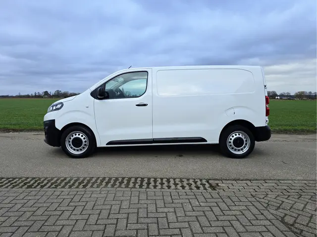 Citroën Jumpy 2.0 BlueHDI 120 M Club L2 H1 2021 Diesel 2