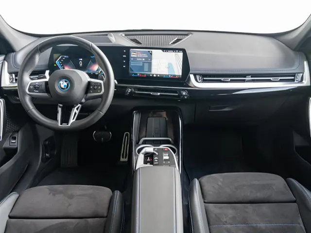 BMW X1 xDrive25e 2025 Hybride Benzine 7