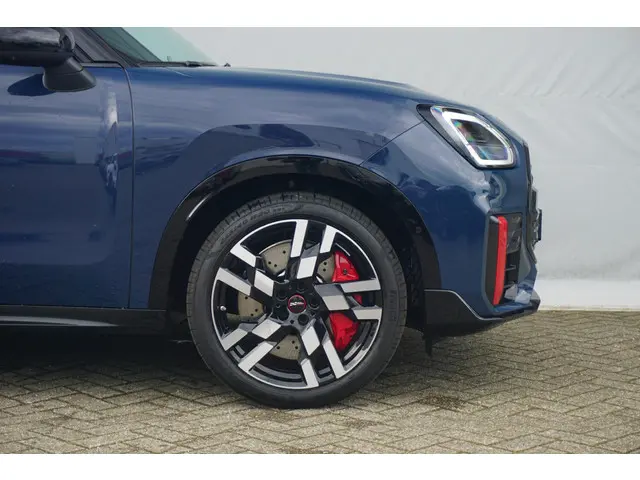 MINI Countryman JCW ALL4 John Cooper Works 2025 Benzine 4