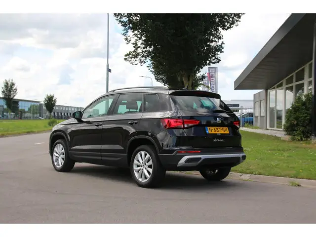 SEAT Ateca 1.0 TSI Style Business Intense 2021 Benzine 4