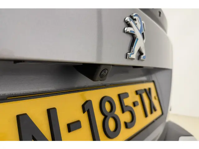 Peugeot e-2008 EV GT Pack 50 kWh 2022 Elektrisch 7