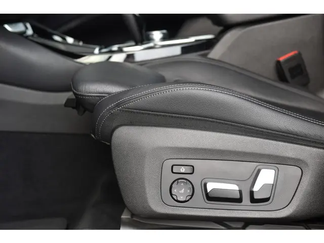 BMW X3 xDrive20i High Executive 2018 Benzine 9