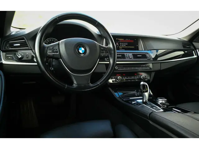 BMW 5 Serie 520i High Executive - NL Auto 2015 Benzine 7