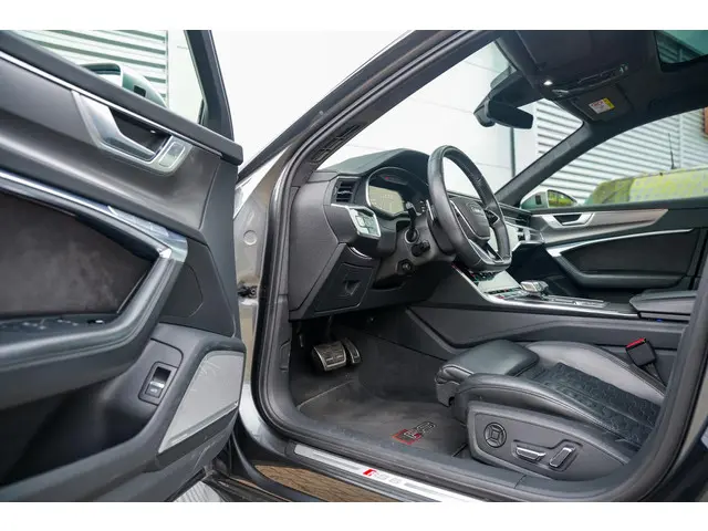 Audi RS6 A6 Avant TFSI quattro 2020 Benzine 6