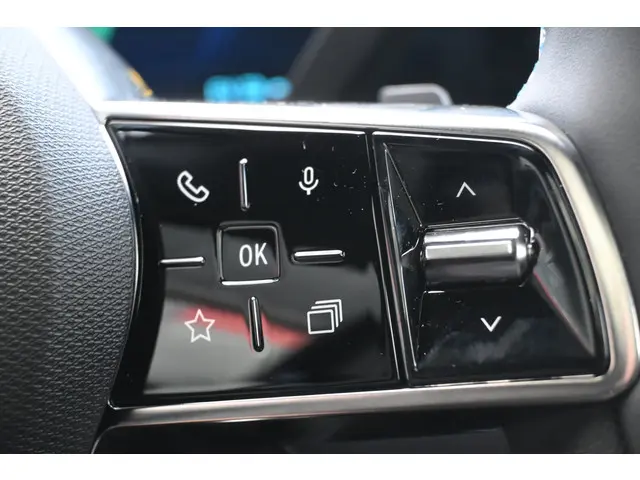 Renault Rafale esprit Alpine 2026 Hybride Benzine 26