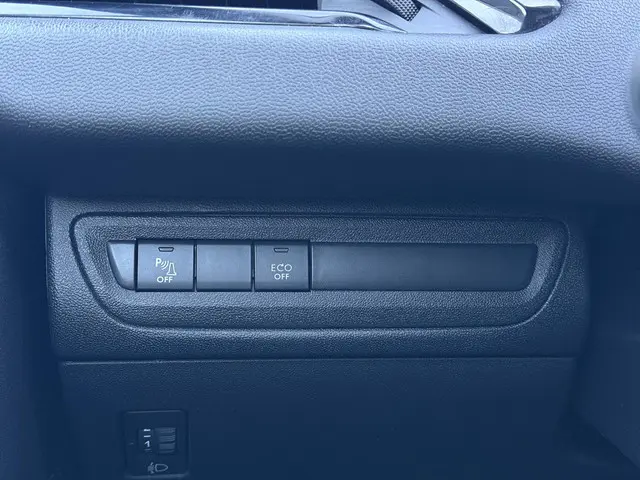 Peugeot 208 1.2 PureTech Signature 2018 Benzine 26