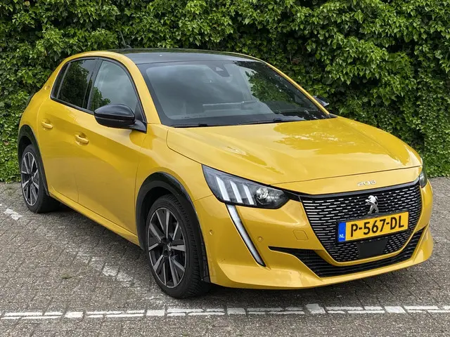 Peugeot 208 2