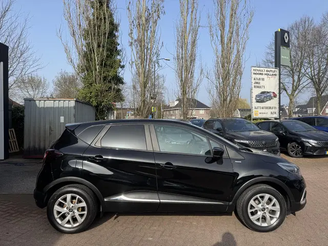 Renault Captur 0.9 TCe 90pk Limited+Trekhaak!! 2018 Benzine 4
