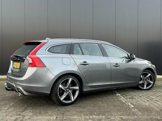 Volvo V60 2