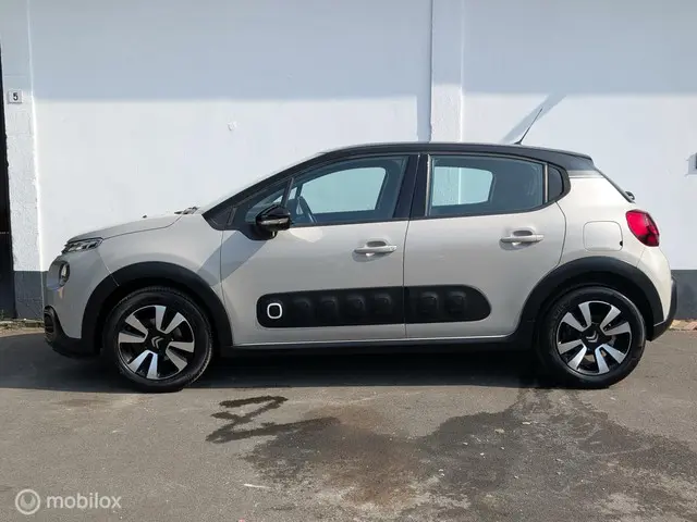 Citroën C3 1.2 PureTech S&S Shine 110PK! 2017 Benzine 20