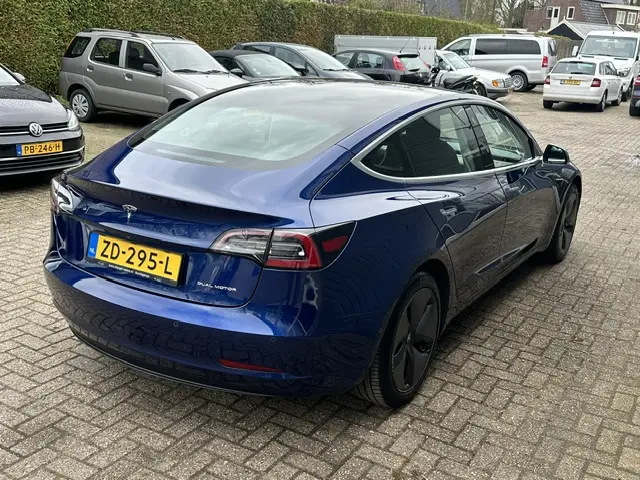 Tesla Model 3 Long Range AWD 75 kWh 2019 Elektrisch 15