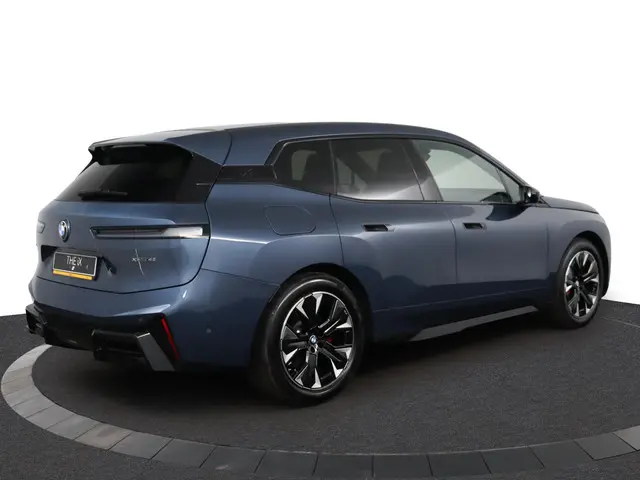 BMW iX xDrive45 2026 Elektrisch 2