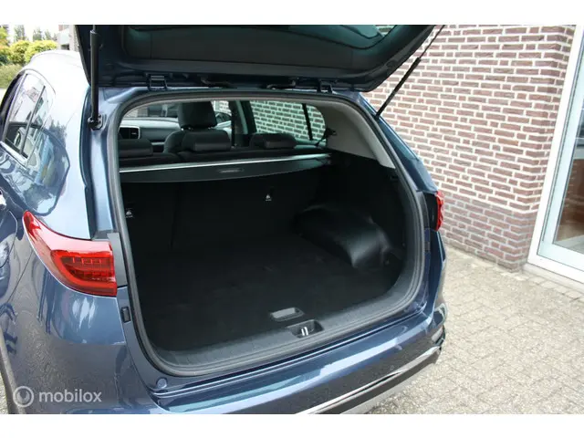 Kia Sportage 1.6 T-GDI Panoramadak, trekhaak 2021 Benzine 26
