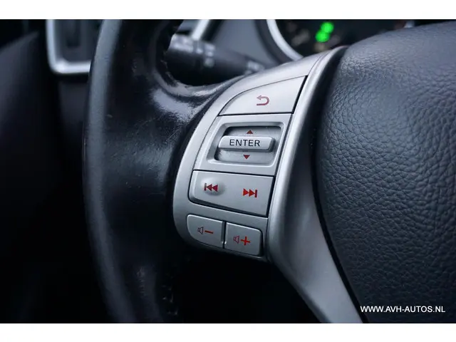 Nissan QASHQAI 1.2 Acenta 2016 Benzine 17