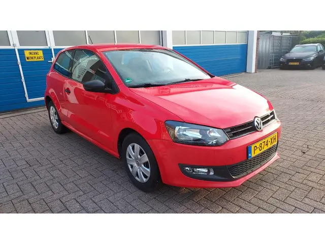 Volkswagen Polo 1.2 Easyline 2013 Benzine 3