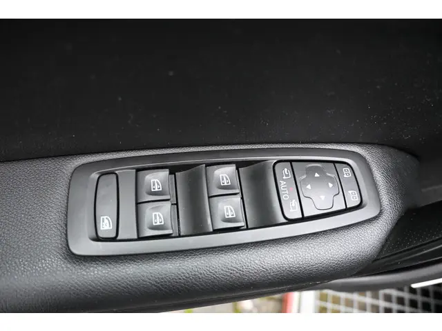 Renault Mégane 1.2 TCe Limited 2018 Benzine 28