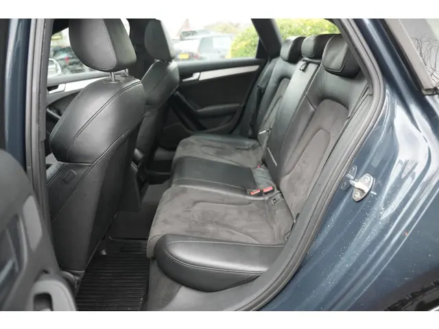 Audi A4 Avant 3.0 TFSI S4 quattro Pro Line 2013 Benzine 20