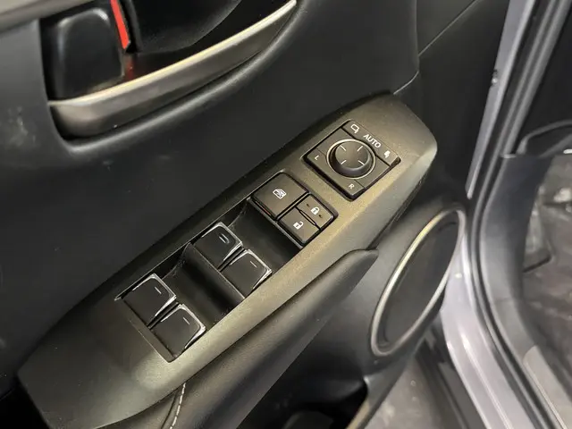 Lexus NX 300h AWD Luxury Line 2018 Hybride Benzine 9