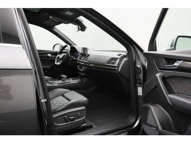 Audi Q5 3.0 TFSI SQ5 quattro 2018 Benzine 44