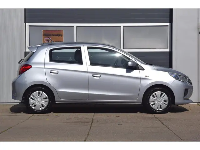 Mitsubishi Space Star 1.2 Cool+ 2021 Benzine 4