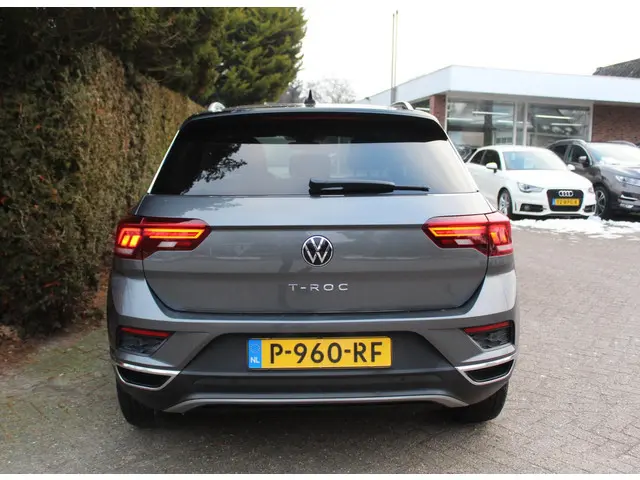 Volkswagen T-Roc 1.5 TSI Sport 2021 Benzine 19