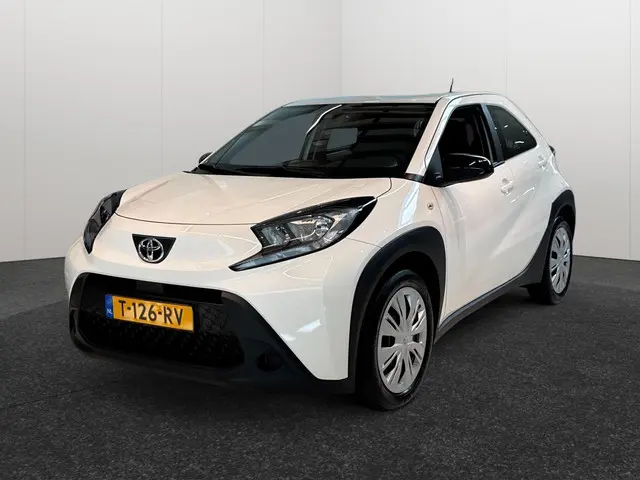 Toyota Aygo X 1.0 VVT-i MT Play 2023 Benzine