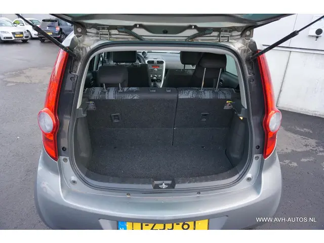 Opel Agila 1.0 Berlin 2015 Benzine 8