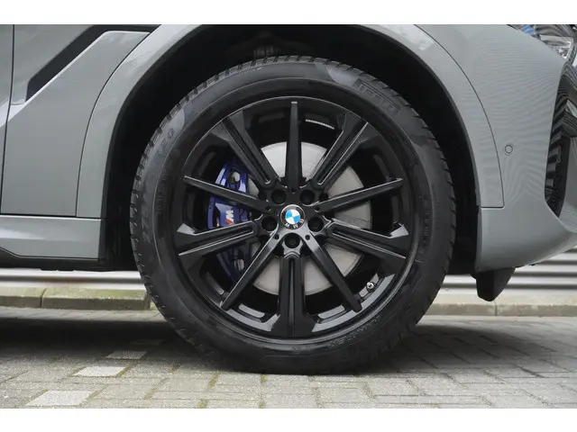 BMW X6 xDrive40i Executive 2021 Benzine 6