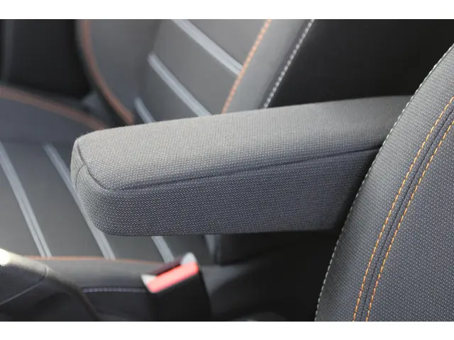 Dacia Sandero Stepway TCe 90 Essential 2022 Benzine 18