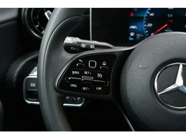 Mercedes-Benz A-Klasse 160 Advantage 2018 Benzine 13