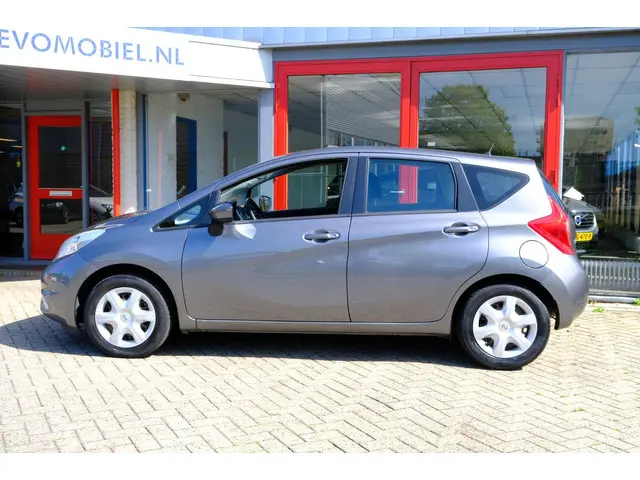 Nissan Note 1.2 Acenta 5-drs Airco|Cruise 2015 Benzine 21