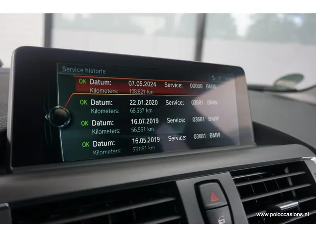 BMW 1 Serie 118i 2017 Benzine 17